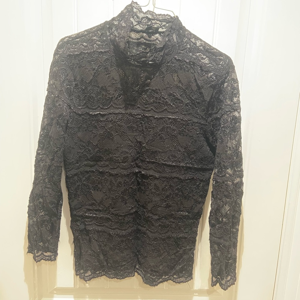 Lace 3/4 sleeve top